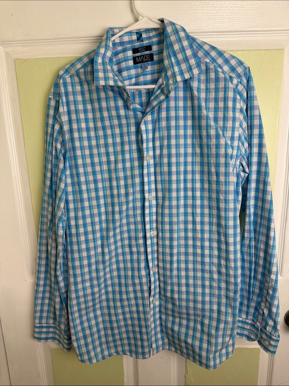 (2343) Men's Blue Check Button-Down Casual Shirt, Size: Large